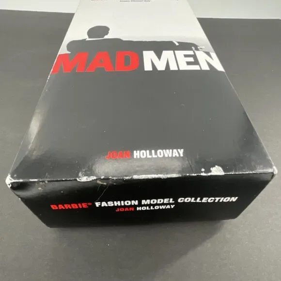 Barbie Mad Men Joan Holloway Silkstone Doll BFMC Gold Label 2010 Mattel NIB - Picture 14 of 15